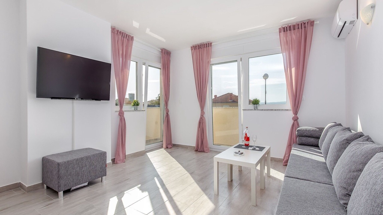 Photo of Livingroom in Dramalj