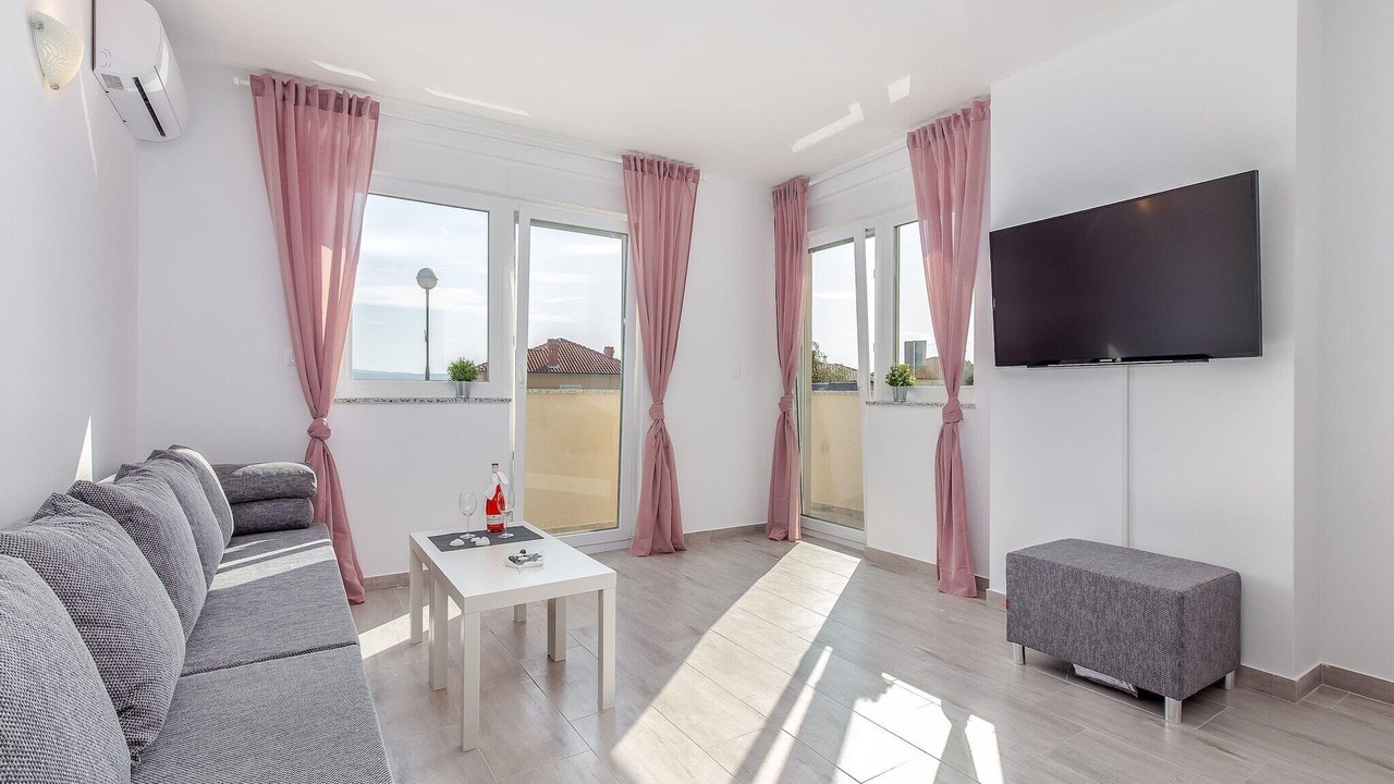 Photo of Livingroom in Dramalj