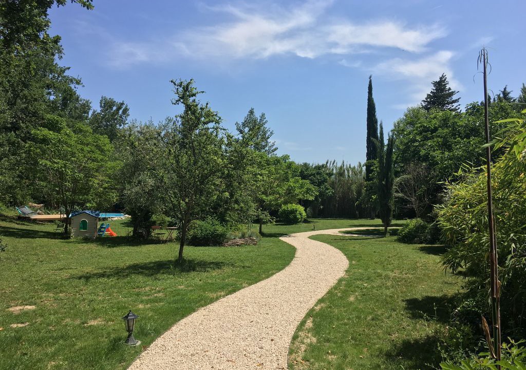 Photo of Outdoor in Loriol-du-Comtat