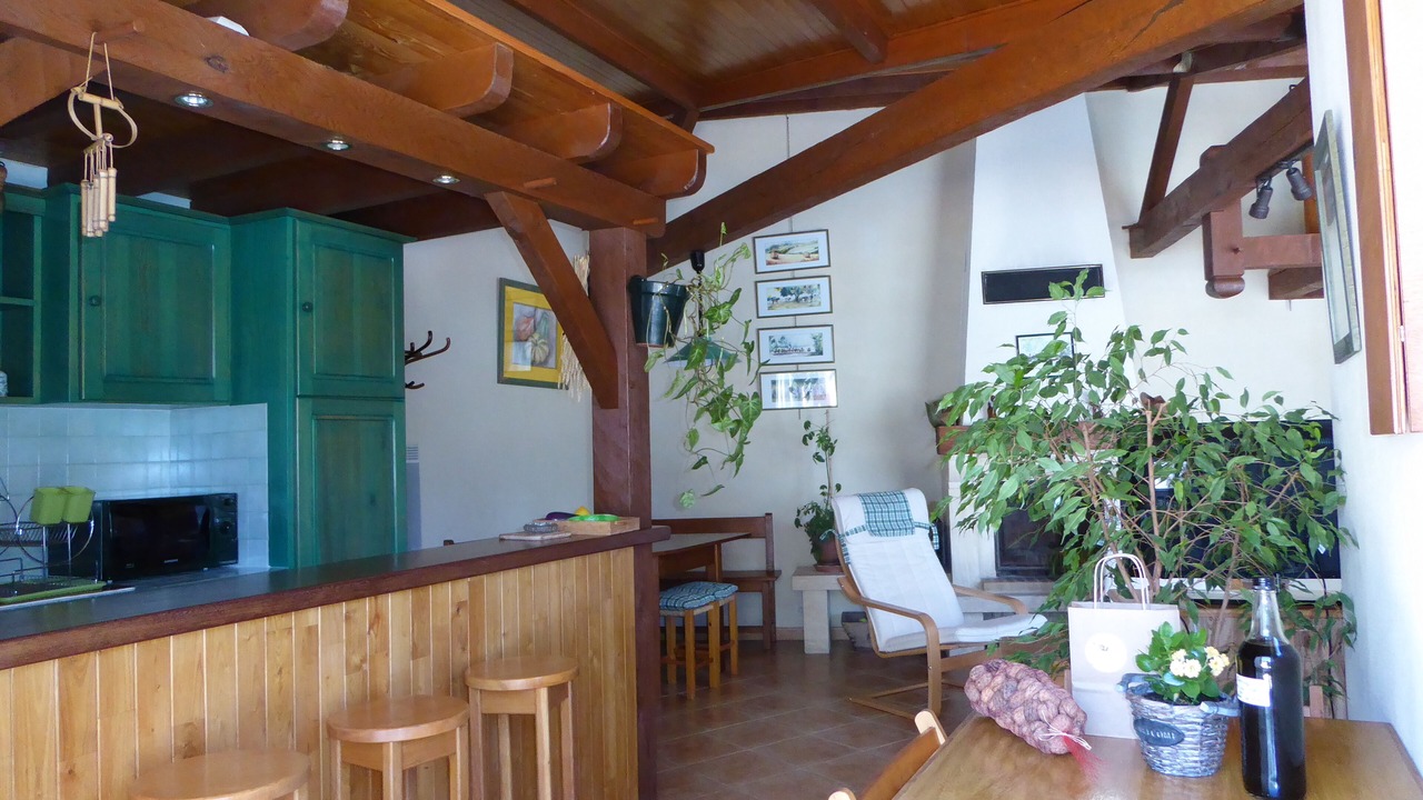 Photo of Others in Proissans