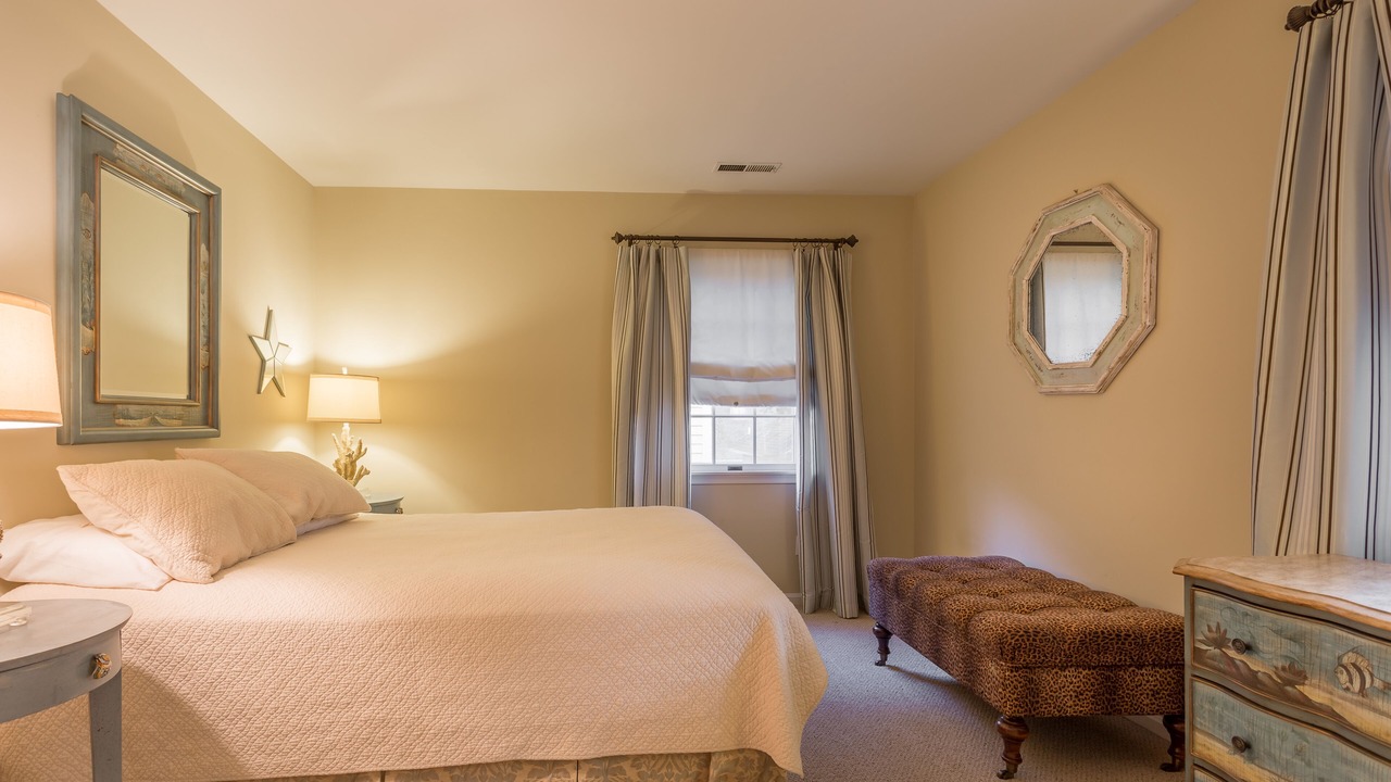 Photo of Others in The Pines