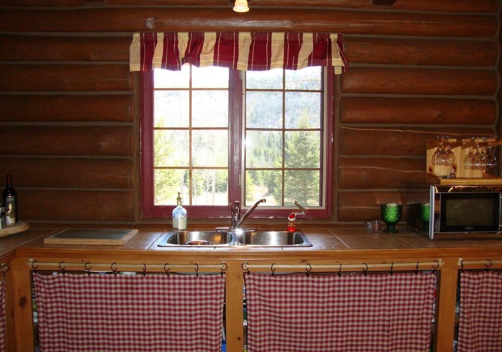 Photo of Kitchen in Saint-Michel-des-Saints
