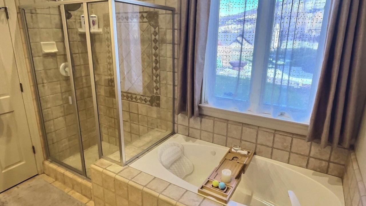 Photo of Bathroom in Eden