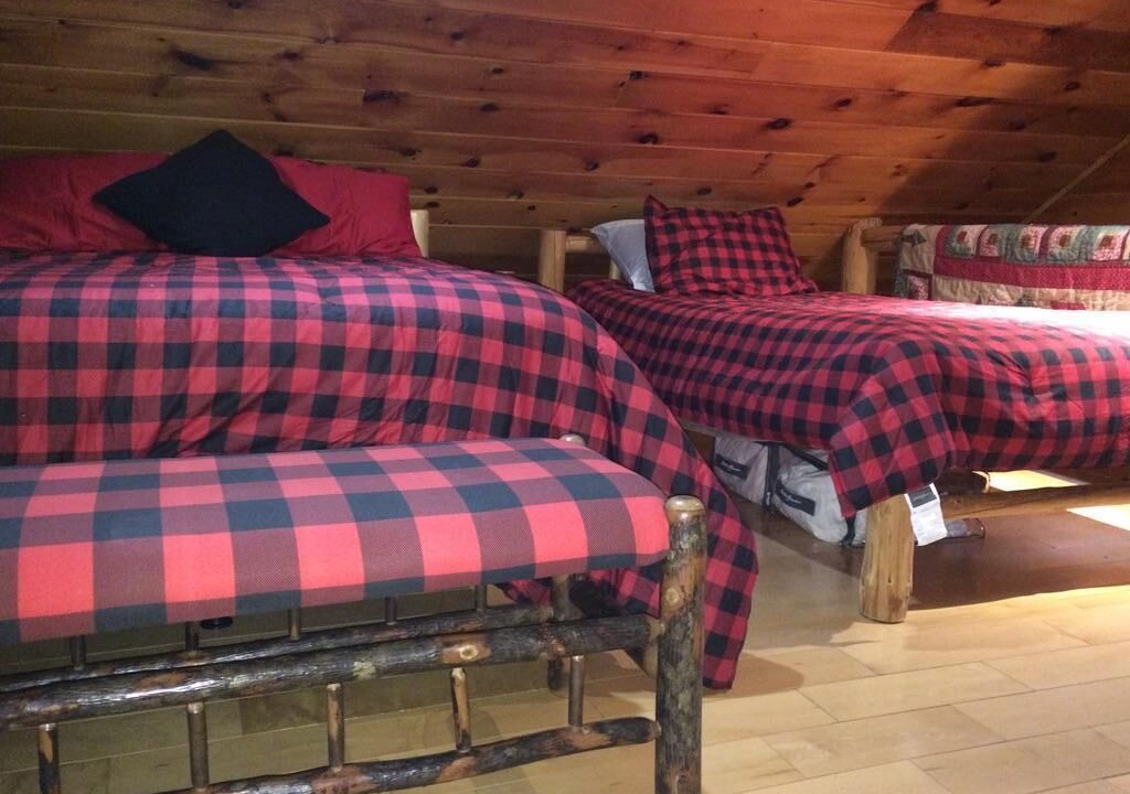 Photo of Bedroom in Town of Diana