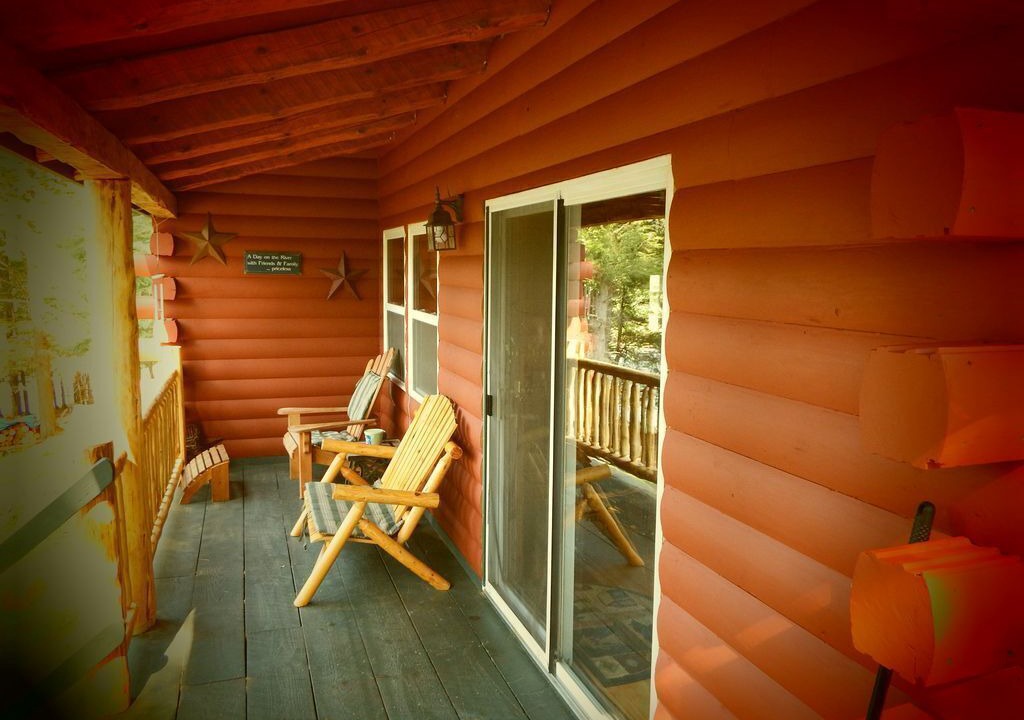 Photo of Patio Balcony in Town of Diana