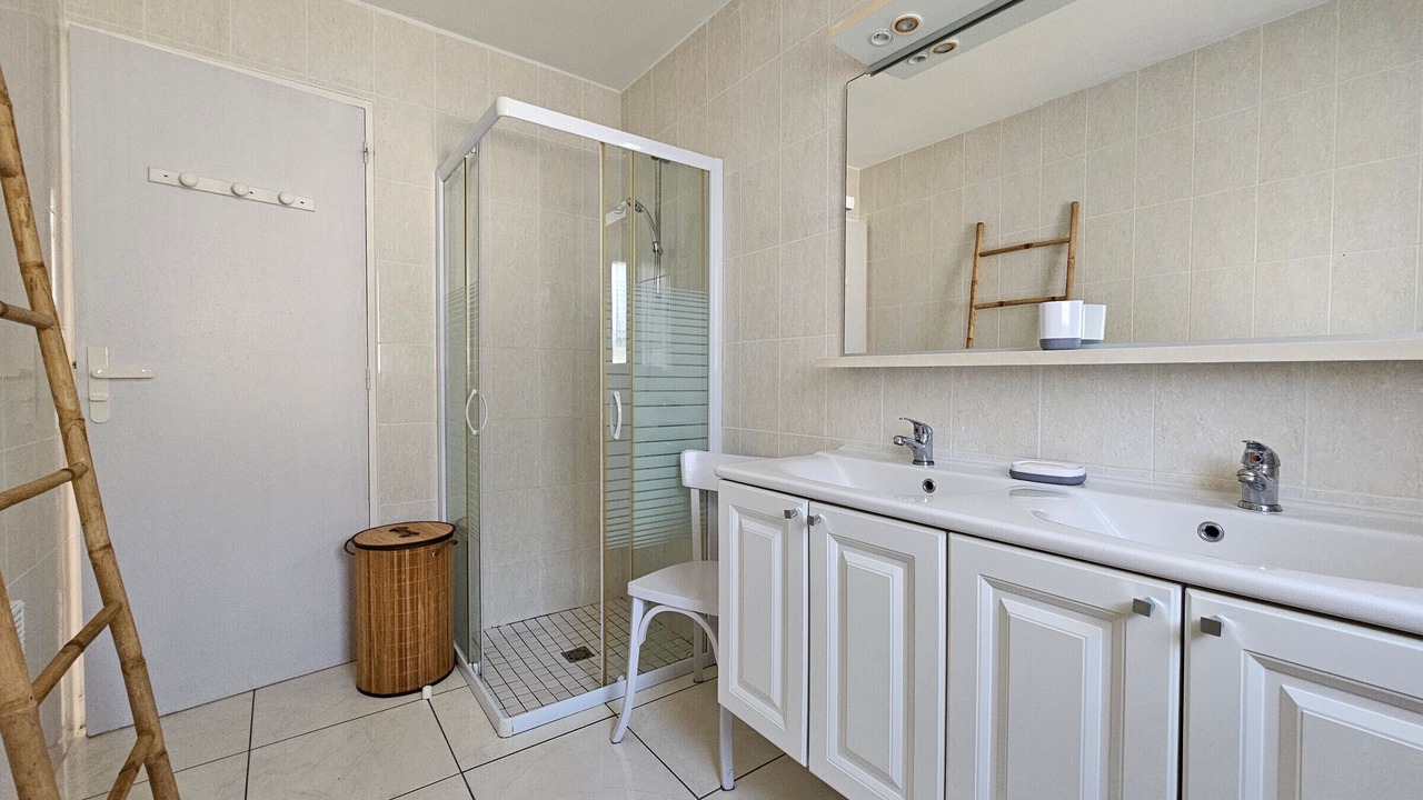 Photo of Bathroom in La Faute-sur-Mer