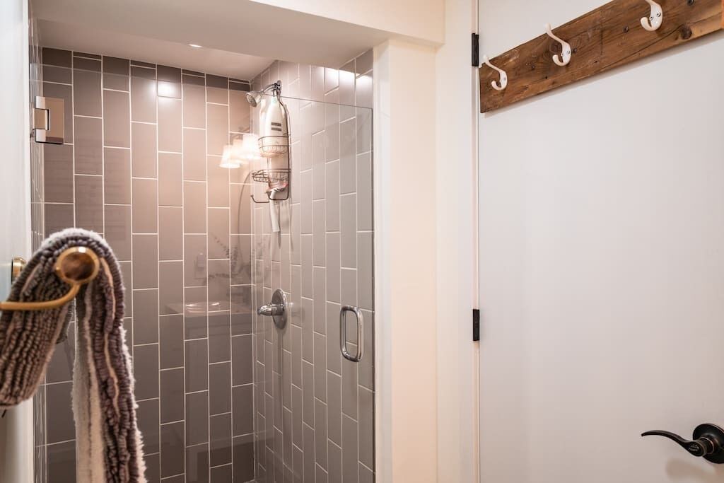 Photo of Bathroom in Woodlawn