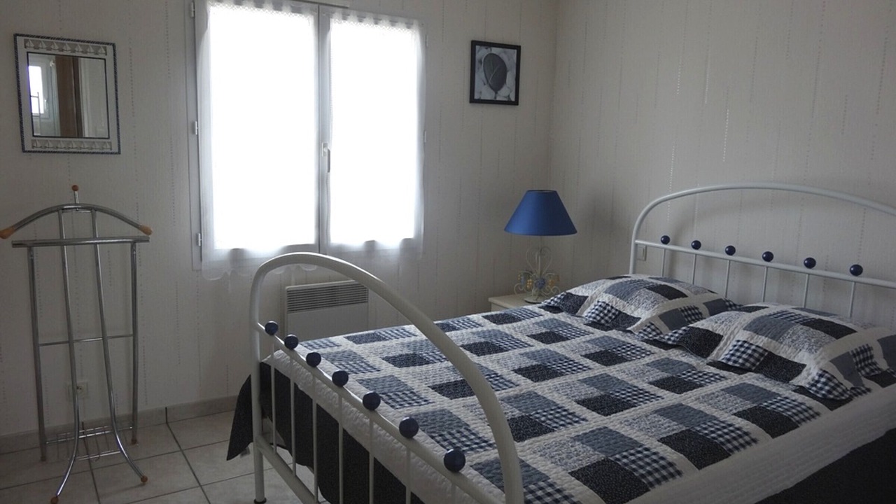 Photo of Bedroom in Grues