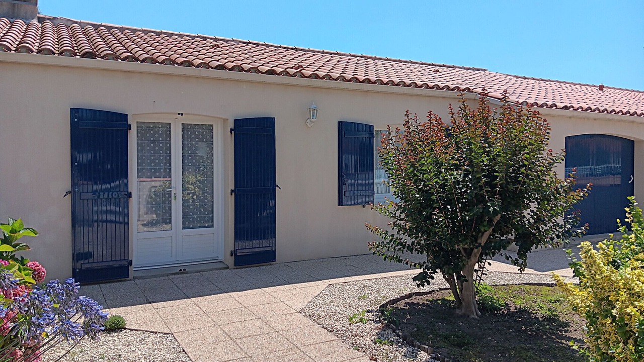 Photo of Outdoor in Grues