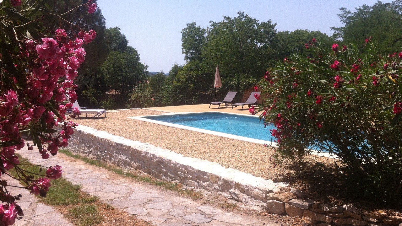 Photo of Outdoor in Corconne