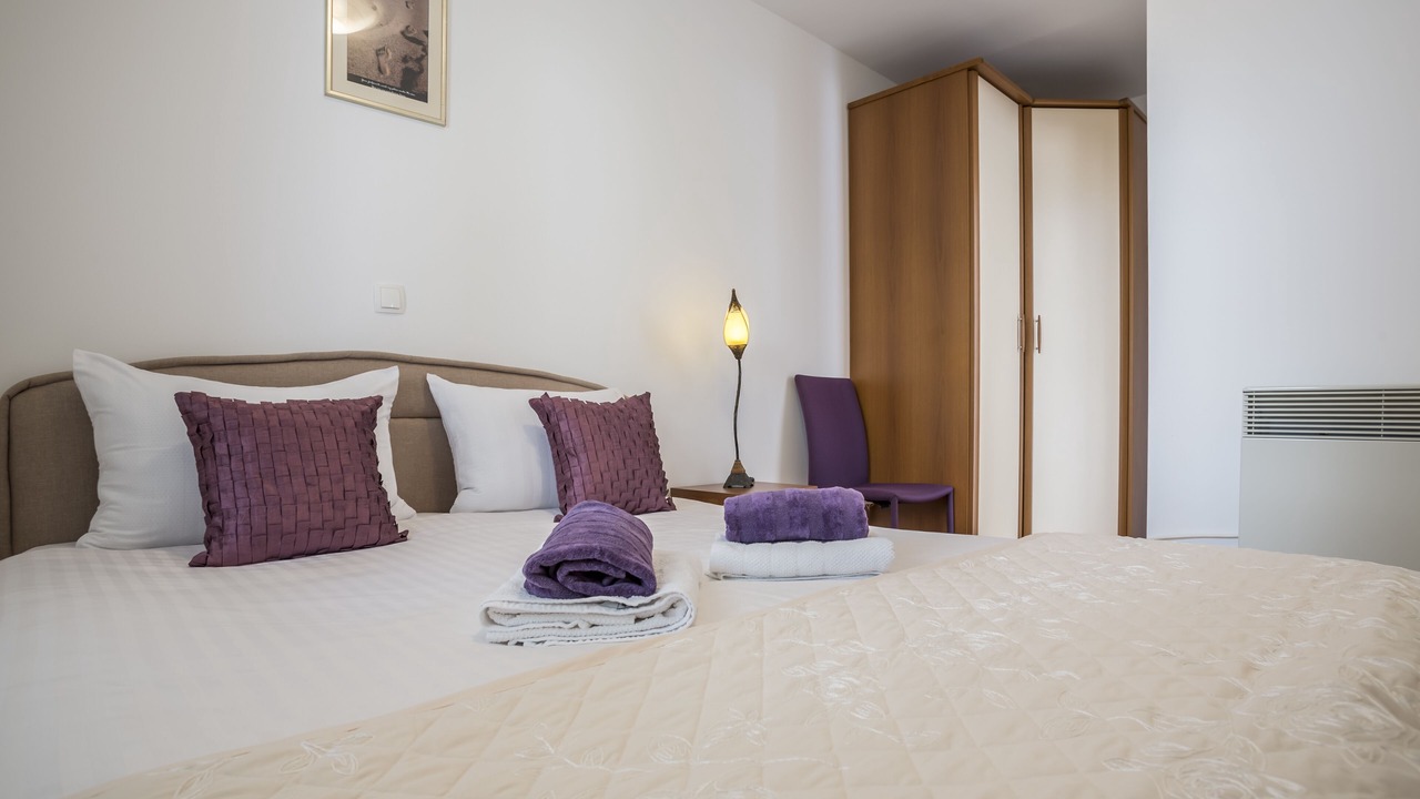 Photo of Bedroom in Mimice
