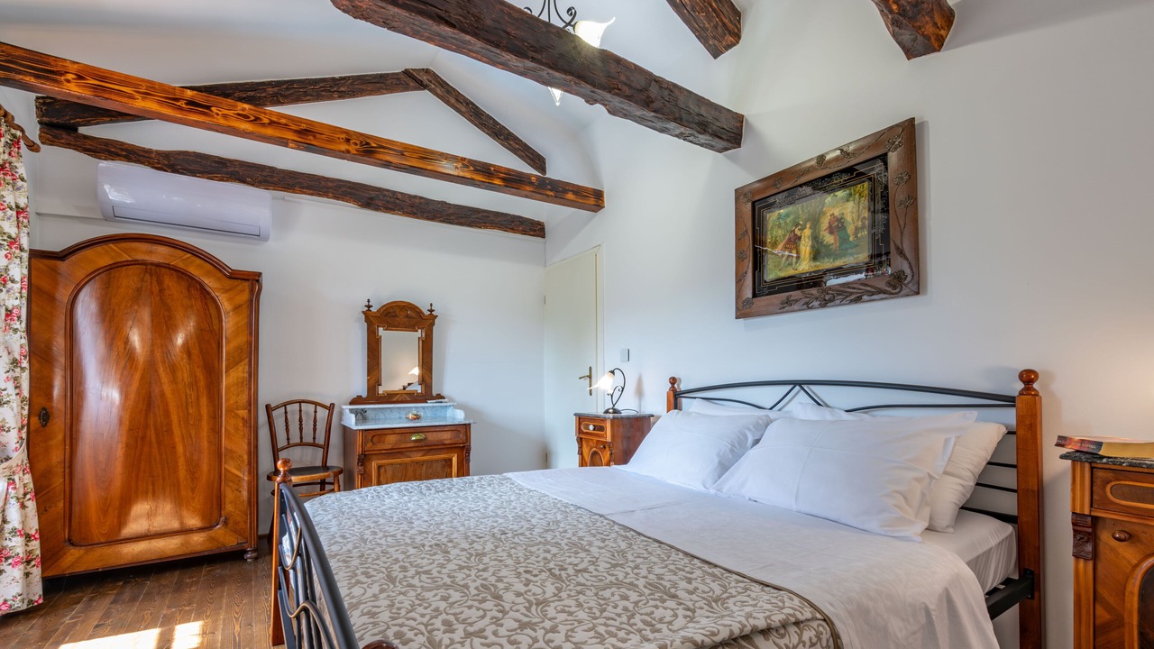 Photo of Bedroom in Korelici