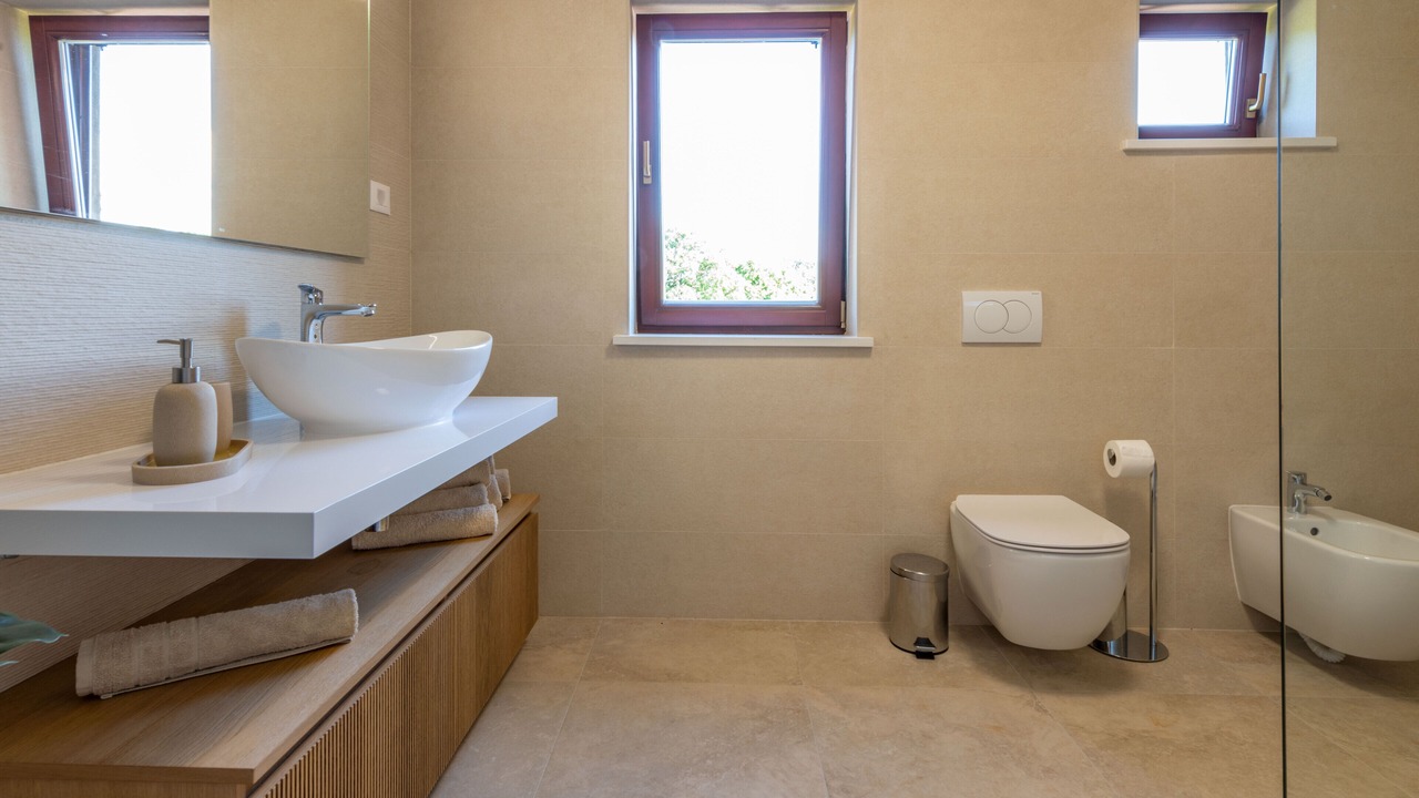 Photo of Bathroom in Santalezi