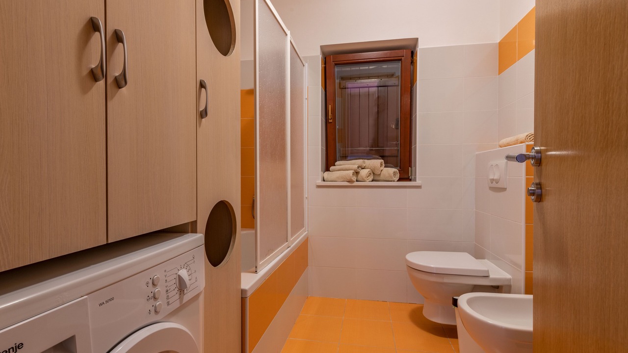 Photo of Bathroom in Santalezi