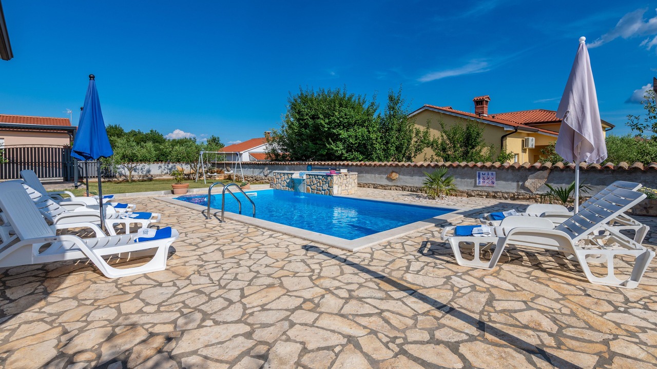 Photo of Outdoor in Nedescina