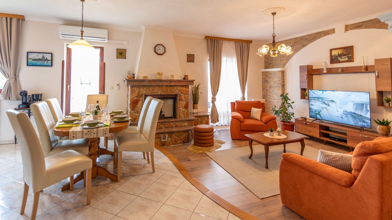 Photo of Livingroom in Nedescina