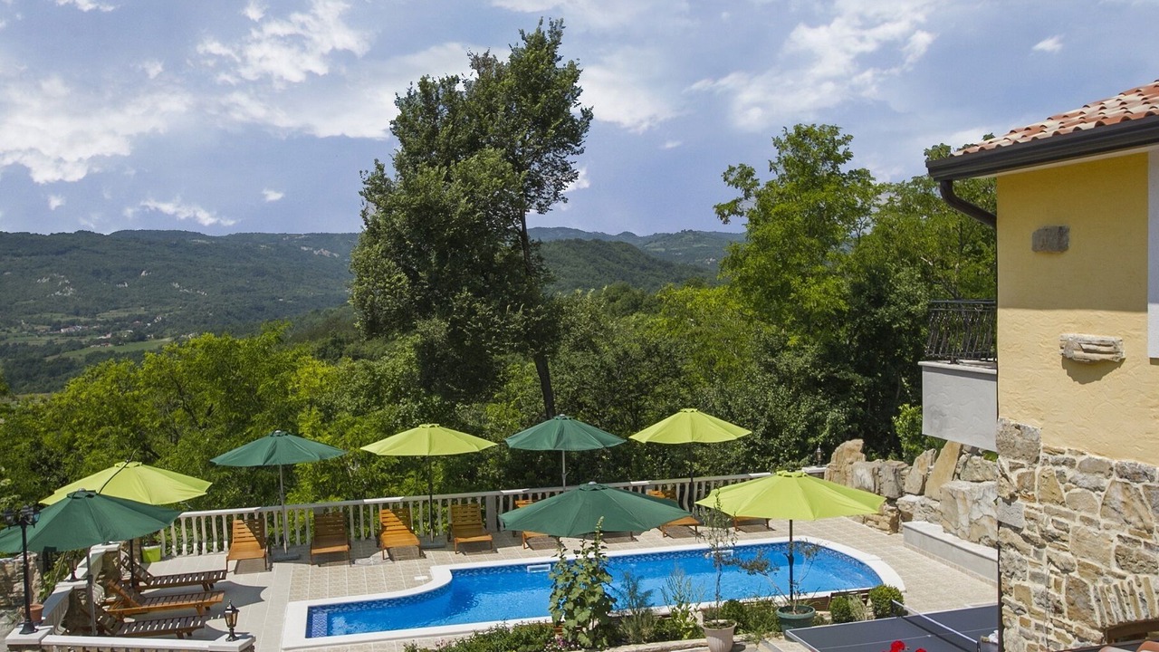 Photo of Outdoor in Pican