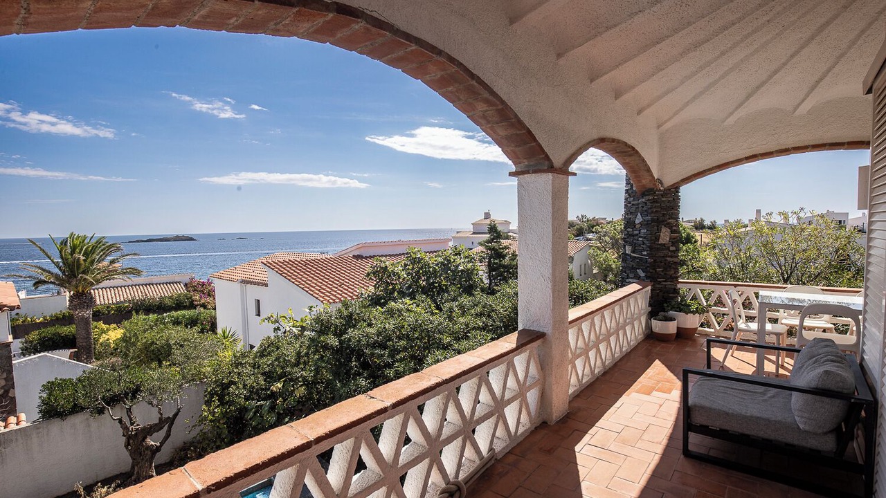 Photo of Patio Balcony in Portlligat