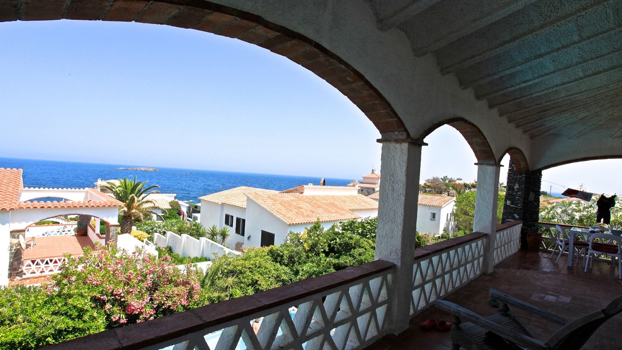 Photo of Patio Balcony in Portlligat