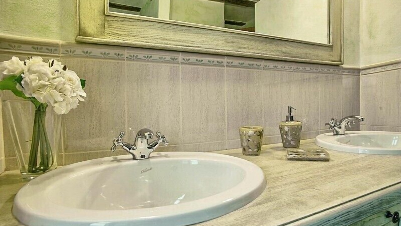 Photo of Bathroom in Filipini