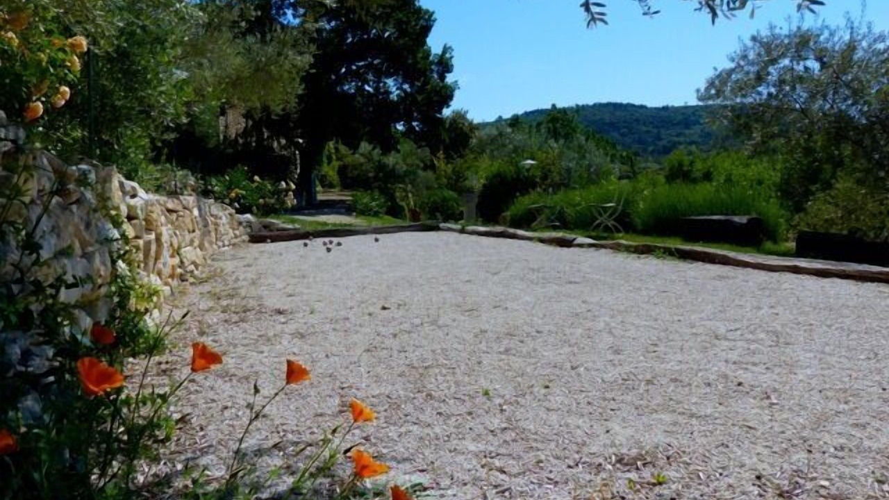 Photo of Outdoor in Montclus