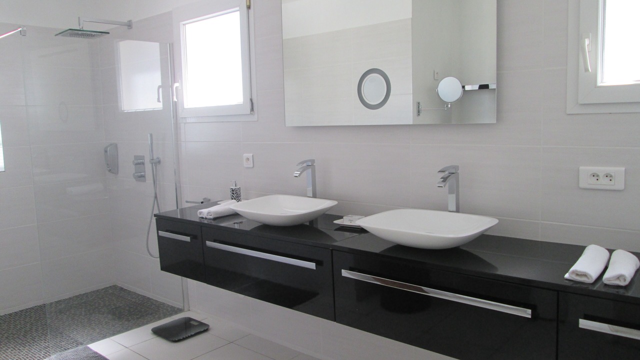 Photo of Bathroom in Marseillan