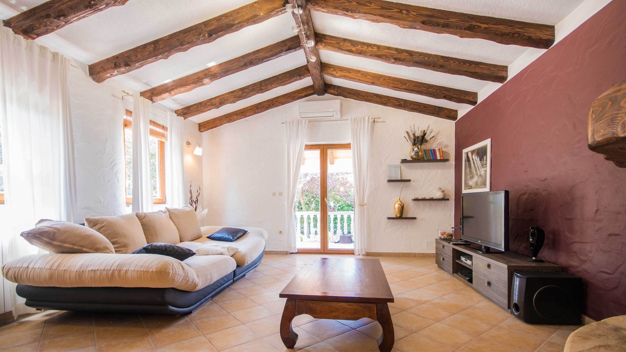 Photo of Livingroom in Topid