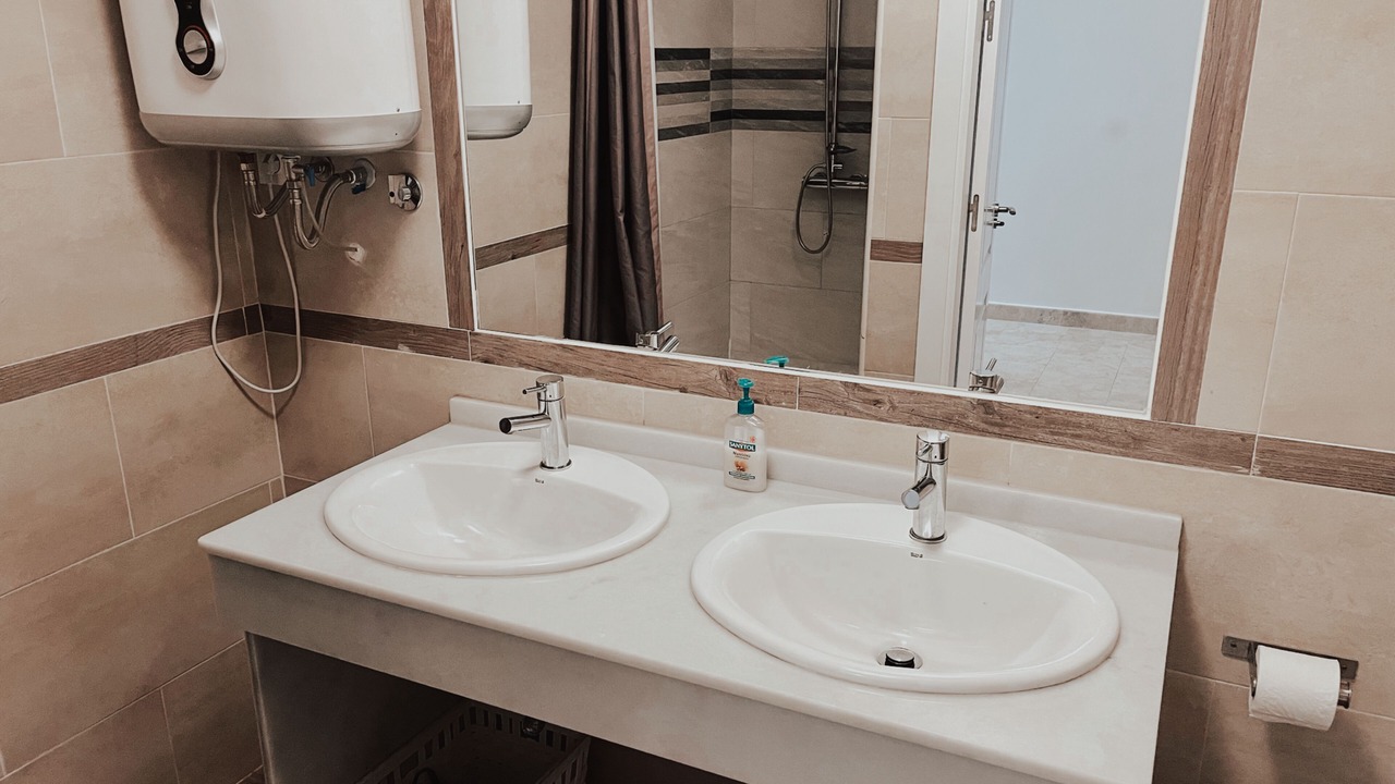 Photo of Bathroom in Urbanizacion Hacienda las Chapas