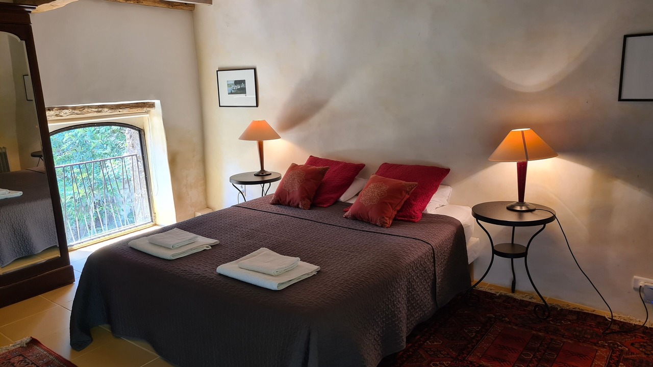 Photo of Bedroom in Vailhourles