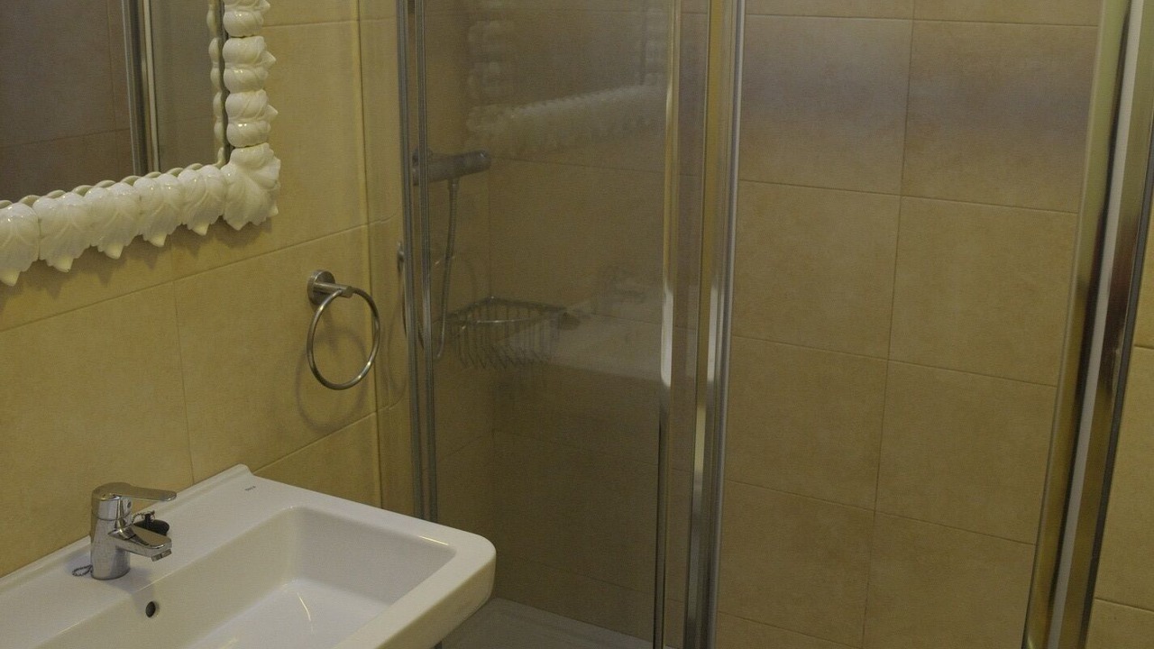 Photo of Bathroom in El Poble-sec