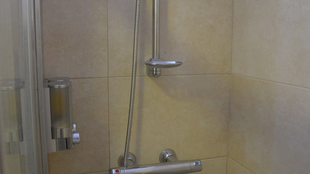Photo of Bathroom in El Poble-sec