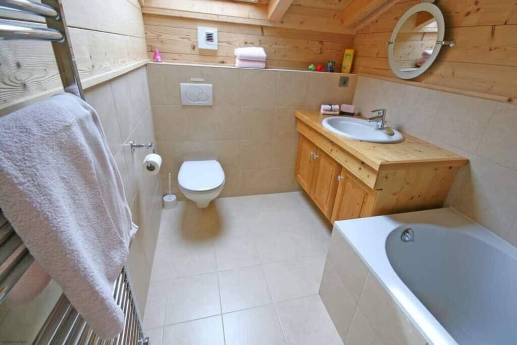 Photo of Bathroom in Saint-Jean-dʼAulps