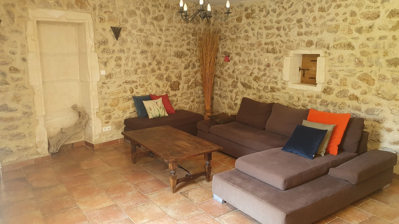 Photo of Livingroom in Mouries