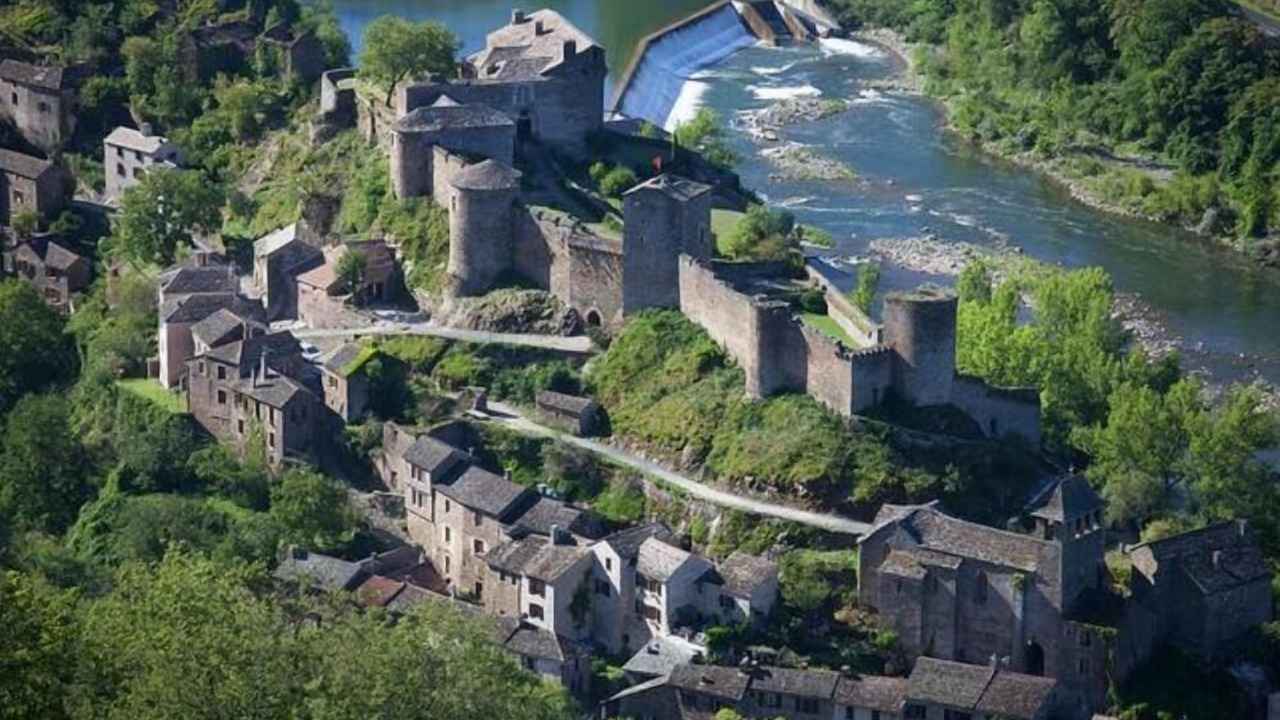 Photo of Outdoor in Brousse-le-Chateau