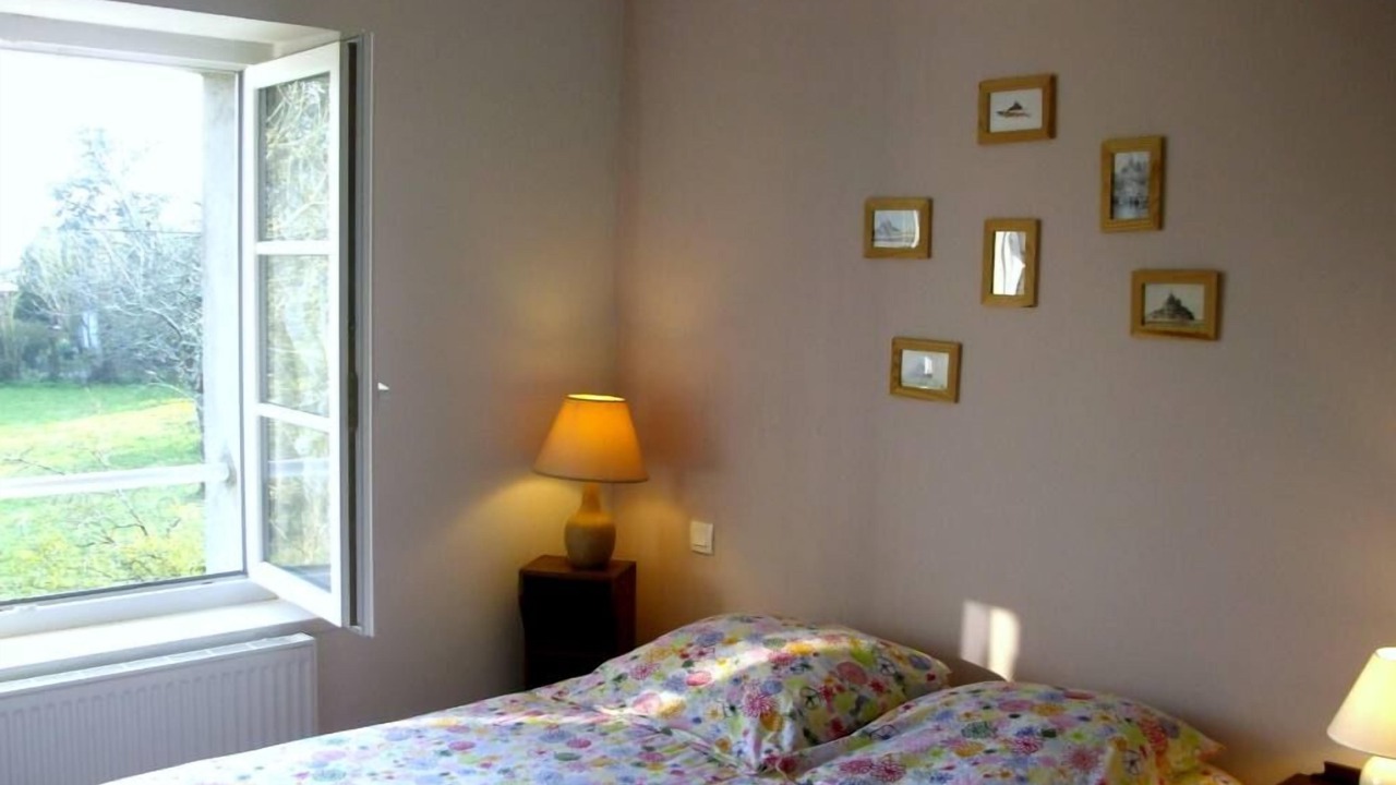 Photo of Bedroom in Jullouville