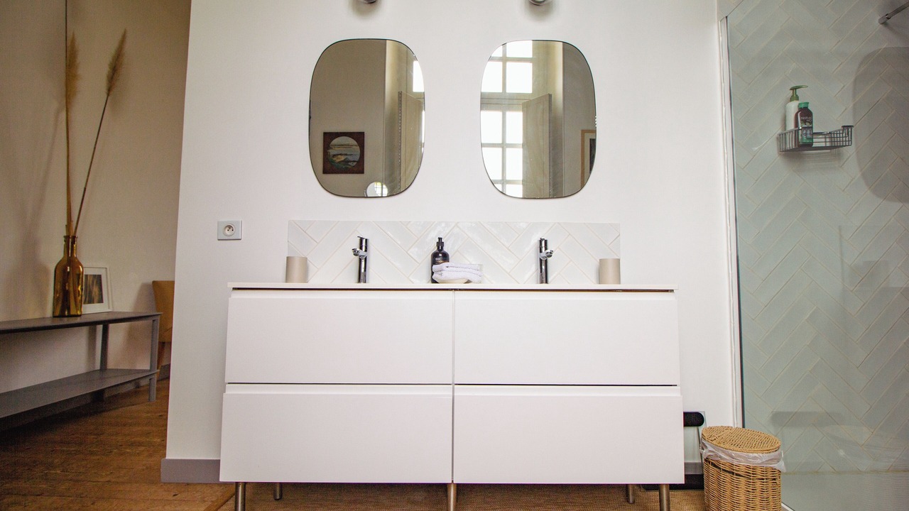 Photo of Bathroom in Langoiran