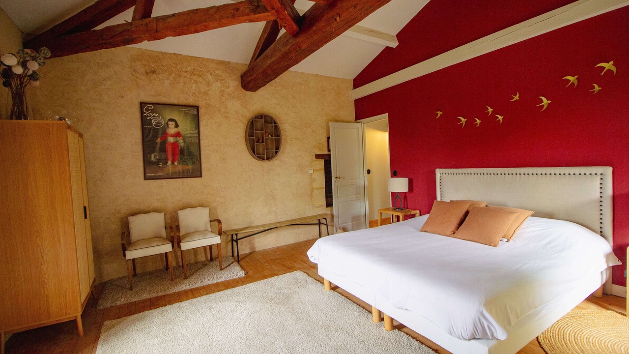 Photo of Bedroom in Langoiran