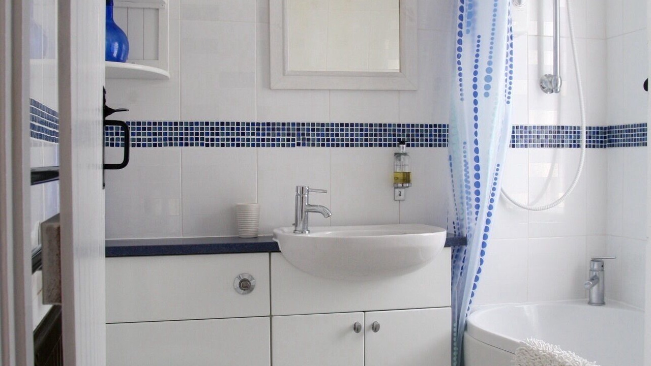 Photo of Bathroom in Winterton-on-Sea