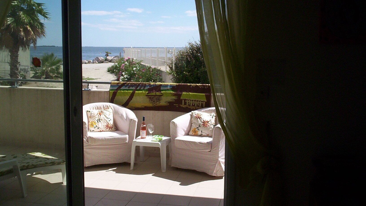 Photo of Patio Balcony in Meze