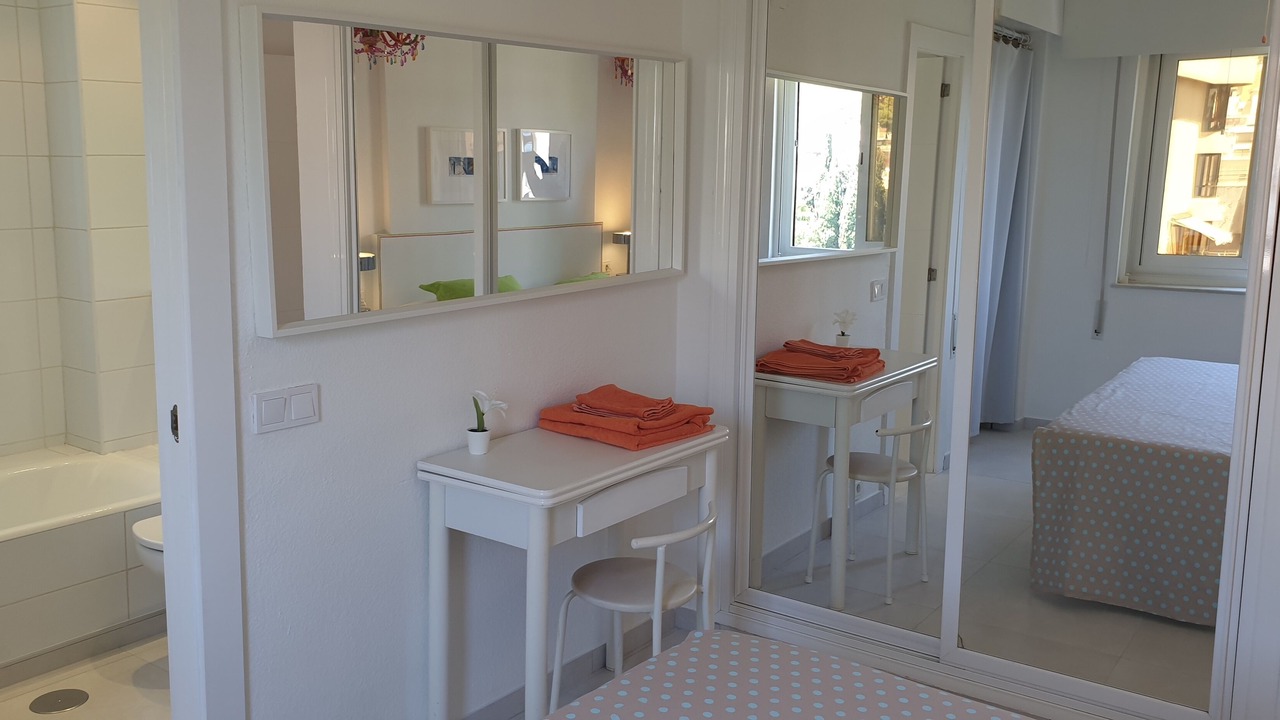 Photo of Bedroom in Marbella Seafront Promenade