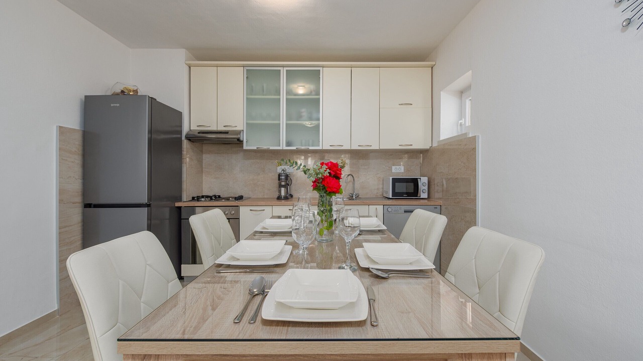Photo of Kitchen in Skabrnja