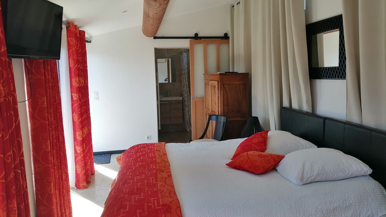 Photo of Bedroom in Faucon