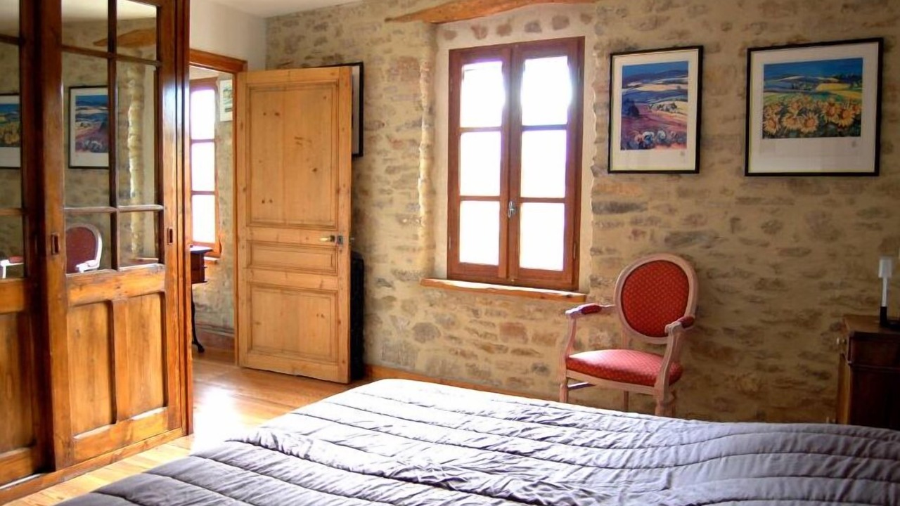 Photo of Bedroom in Faucon