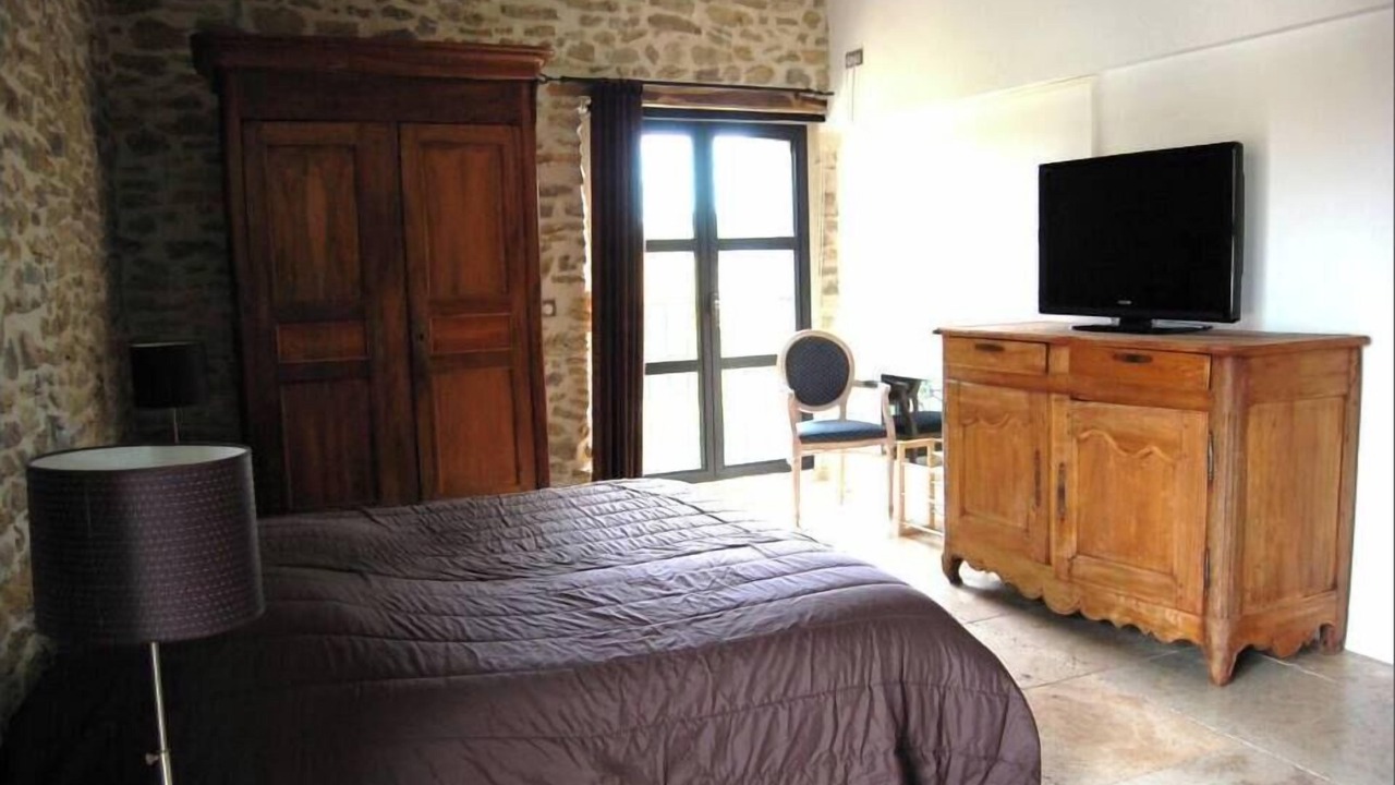 Photo of Bedroom in Faucon