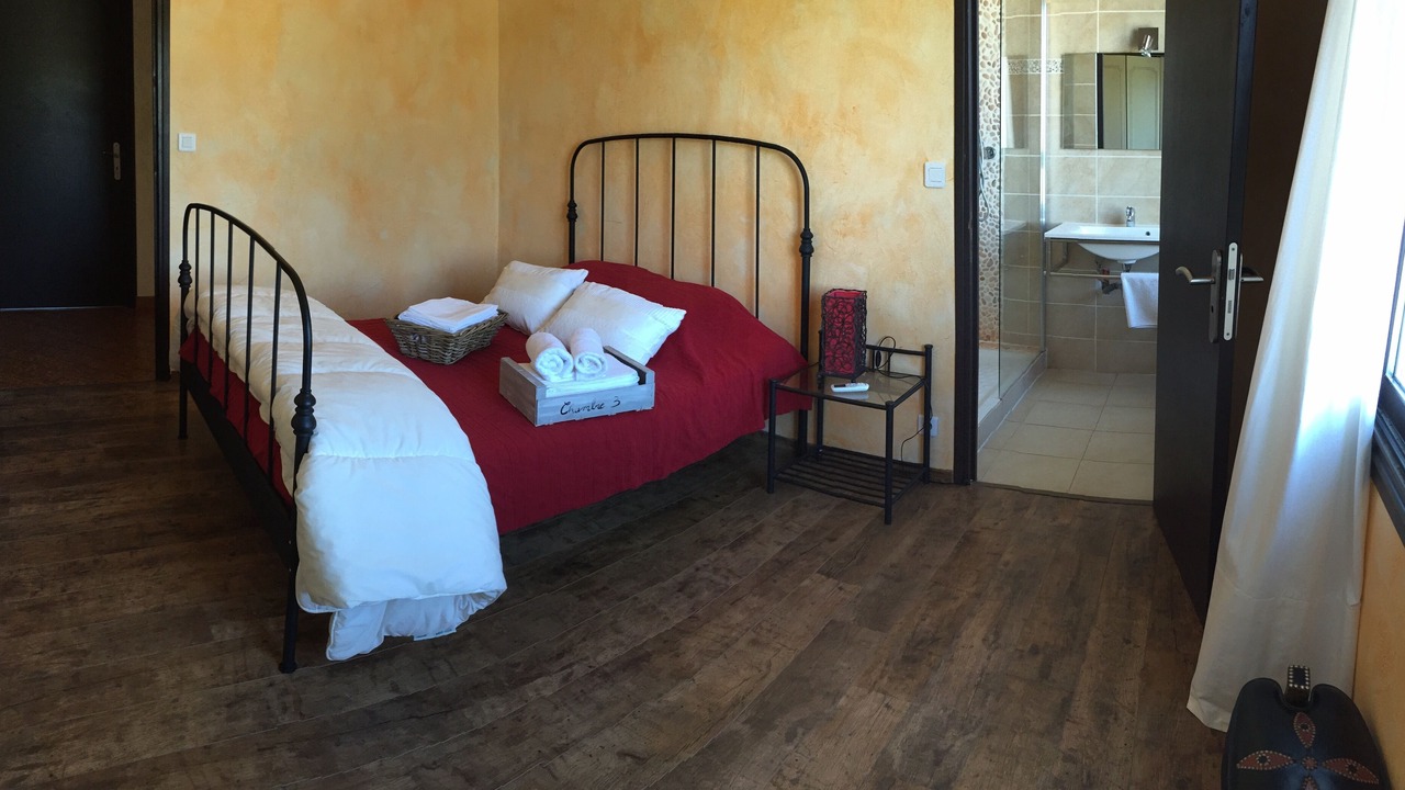 Photo of Bedroom in Saint-Bauzille-de-Putois