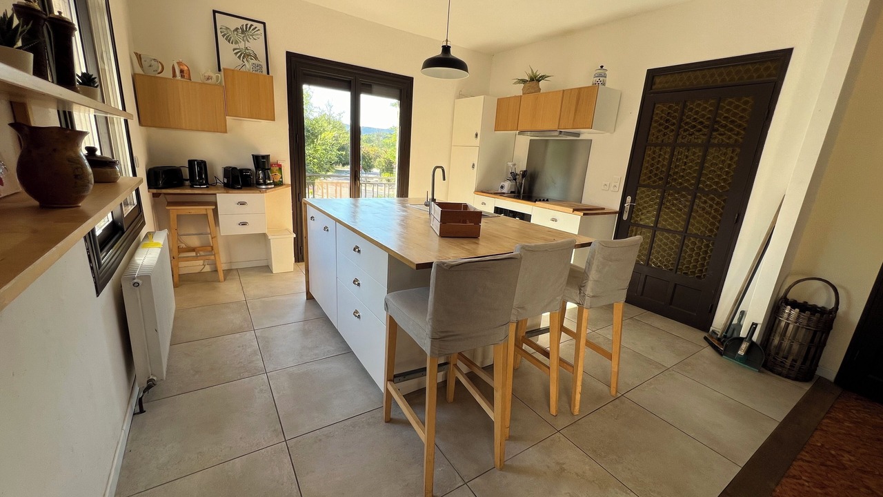 Photo of Kitchen in Saint-Bauzille-de-Putois