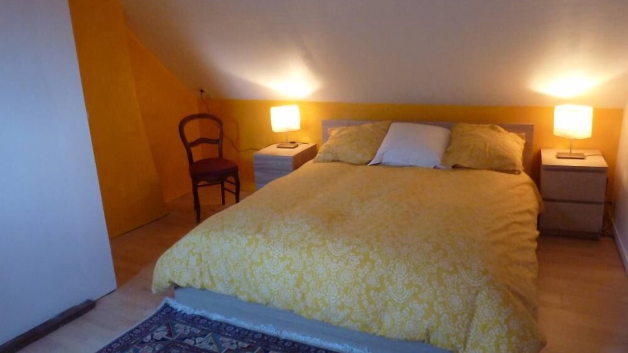Photo of Bedroom in Chatel-Censoir