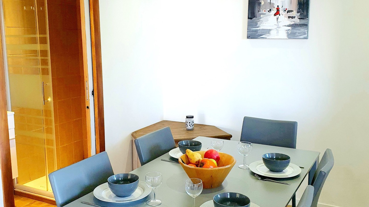 Photo of Others in Galeria