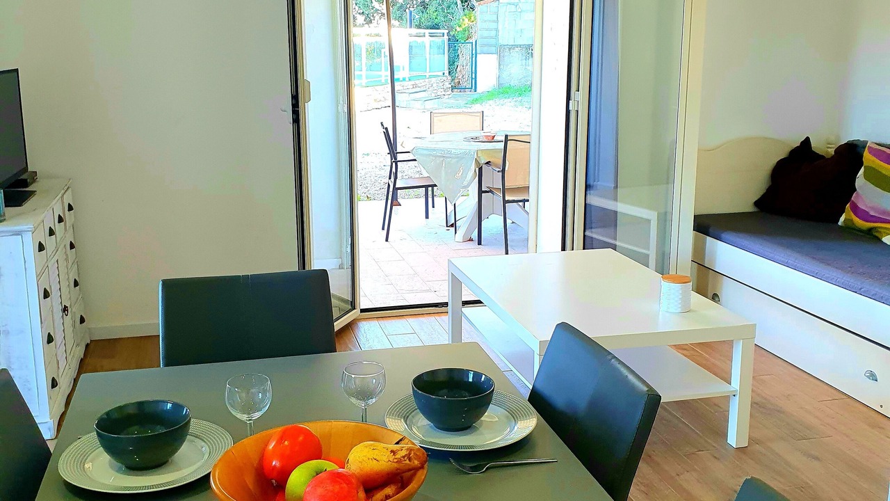 Photo of Others in Galeria