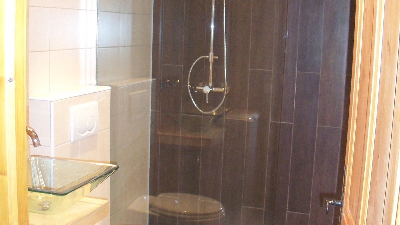 Photo of Bathroom in Onnion